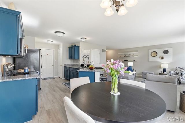 311 Wild Oak Drive, O'fallon, MO 63368