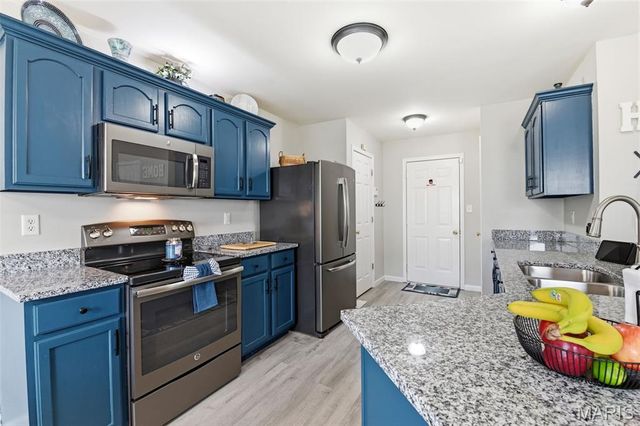 311 Wild Oak Drive, O'fallon, MO 63368