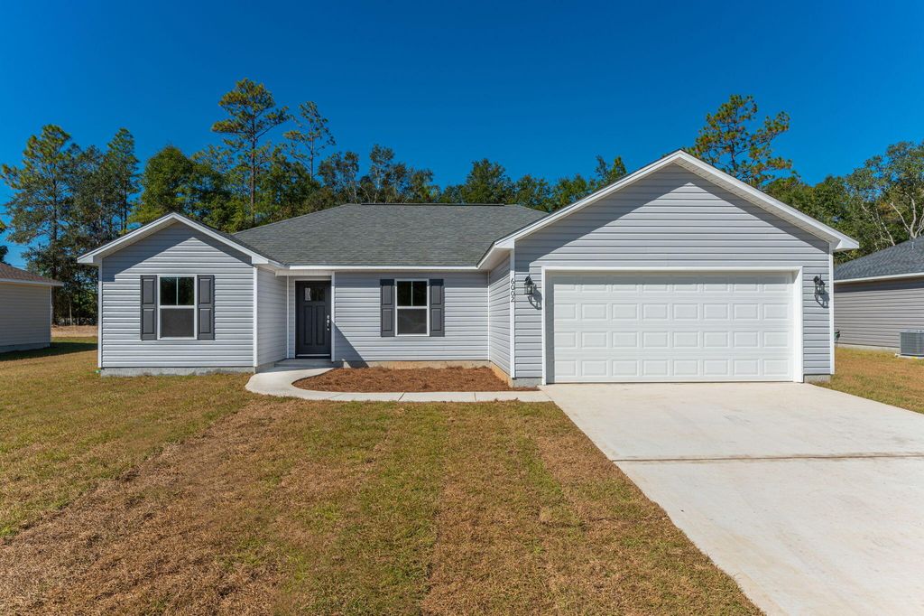 6018 EMMY LYNN LN, Crestview, FL 32539