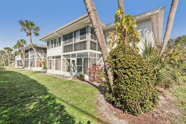 3900 ROXANE BOULEVARD 8B, Sarasota, FL 34235