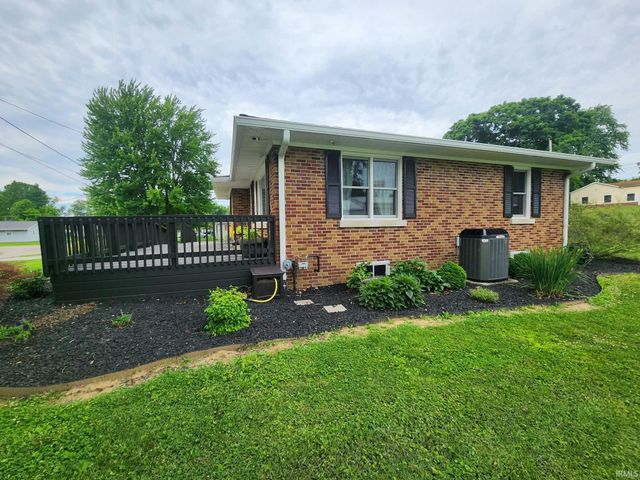 1903 S Boulevard Place, Princeton, IN 47670