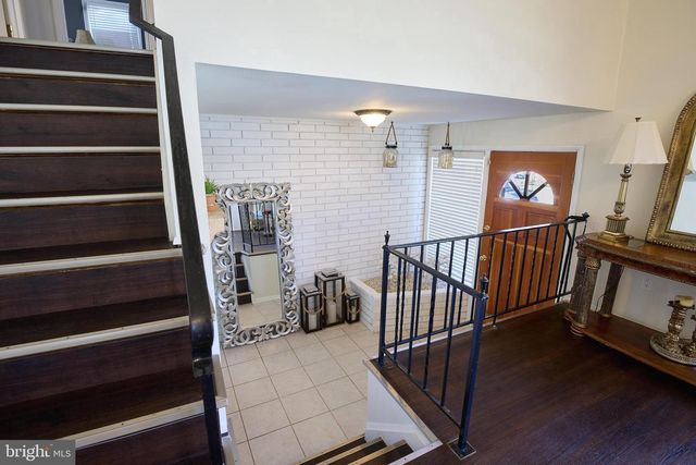 939 BEAVERBANK CIR, Baltimore, MD 21286