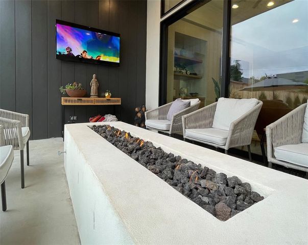 1136 NW 57th Street, Oklahoma City, OK 73118