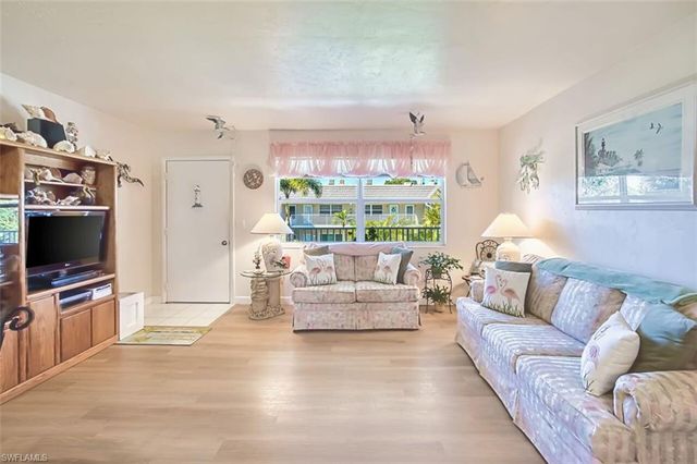 601 Periwinkle WAY D-7, Sanibel, FL 33957