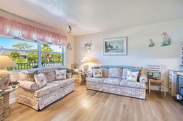 601 Periwinkle WAY D-7, Sanibel, FL 33957
