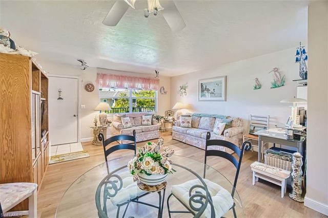 601 Periwinkle WAY D-7, Sanibel, FL 33957