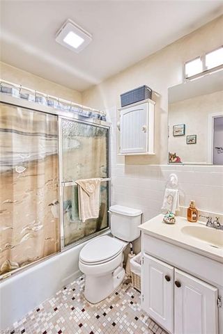 601 Periwinkle WAY D-7, Sanibel, FL 33957