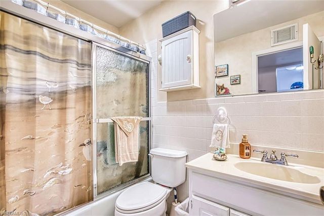 601 Periwinkle WAY D-7, Sanibel, FL 33957