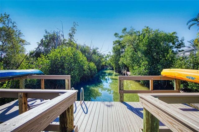 601 Periwinkle WAY D-7, Sanibel, FL 33957