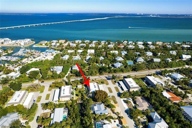 601 Periwinkle WAY D-7, Sanibel, FL 33957
