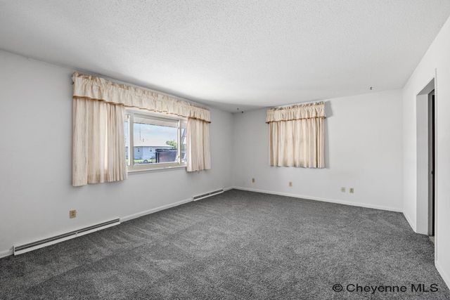 4714 SAGEBRUSH AVE, Cheyenne, WY 82009