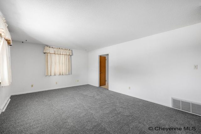 4714 SAGEBRUSH AVE, Cheyenne, WY 82009
