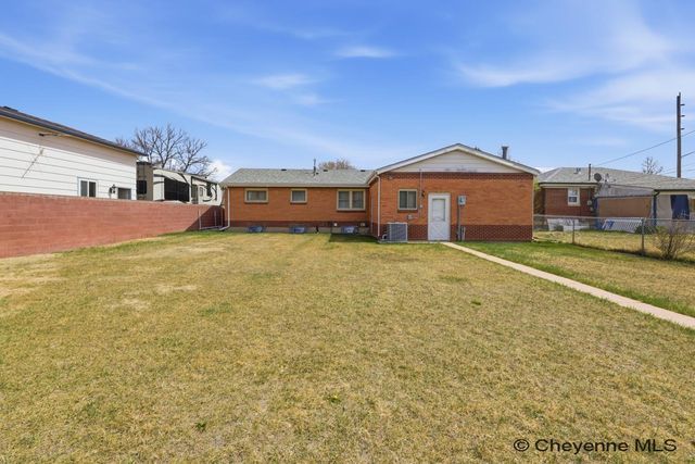4714 SAGEBRUSH AVE, Cheyenne, WY 82009