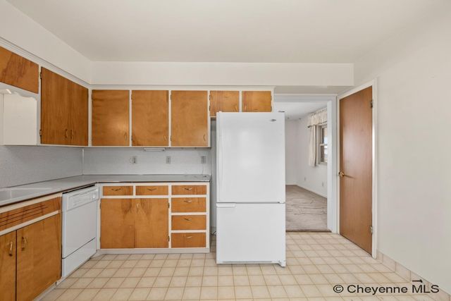 4714 SAGEBRUSH AVE, Cheyenne, WY 82009