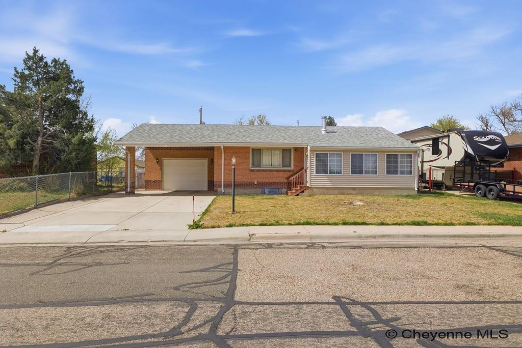4714 SAGEBRUSH AVE, Cheyenne, WY 82009