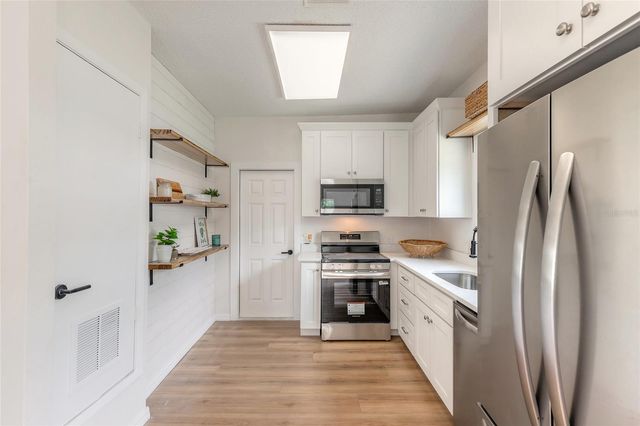 306 SHELDON STREET, New Smyrna Beach, FL 32168