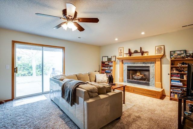 2567 N Button Bush Cir, Derby, KS 67037
