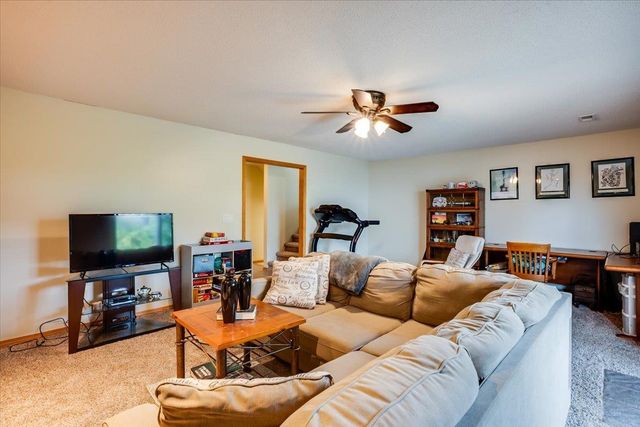2567 N Button Bush Cir, Derby, KS 67037