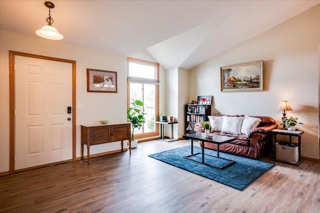 2567 N Button Bush Cir, Derby, KS 67037