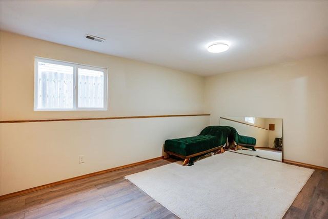 2567 N Button Bush Cir, Derby, KS 67037