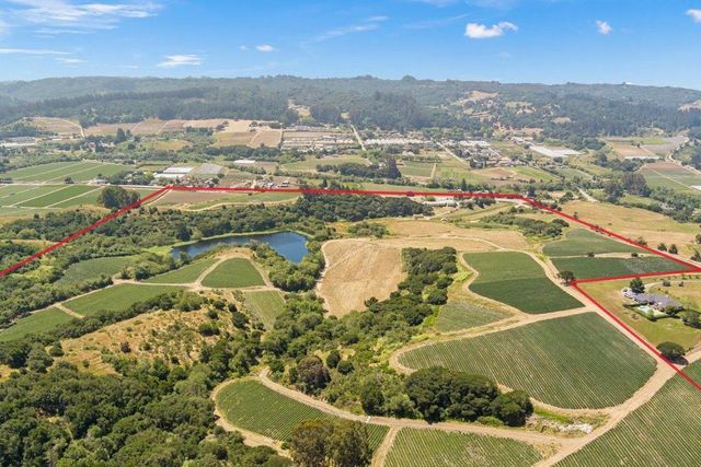 Hall Road, Royal Oaks, CA 95076