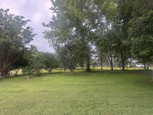275 Paul Spears Rd, Summertown, TN 38483