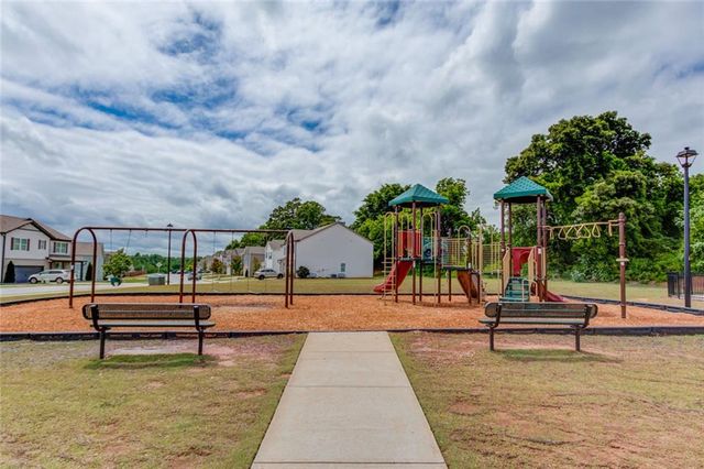 149 Starbuck Parkway, Pendergrass, GA 30567