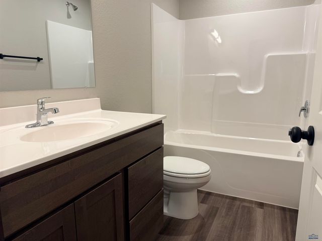 4108 MCINTOSH LN, Rapid City, SD 57703