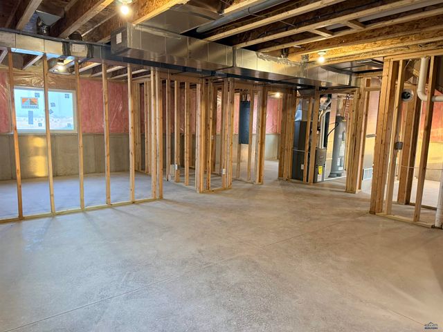 4108 MCINTOSH LN, Rapid City, SD 57703