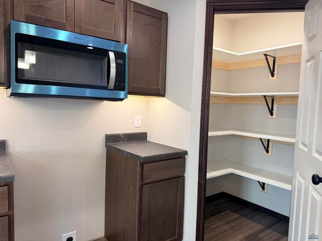 4108 MCINTOSH LN, Rapid City, SD 57703