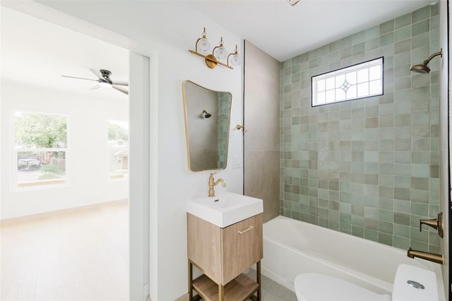 1907 E 21st ST, Austin, TX 78722