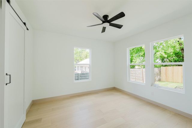 1907 E 21st ST, Austin, TX 78722