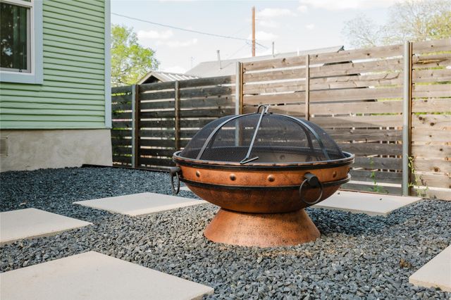 1907 E 21st ST, Austin, TX 78722