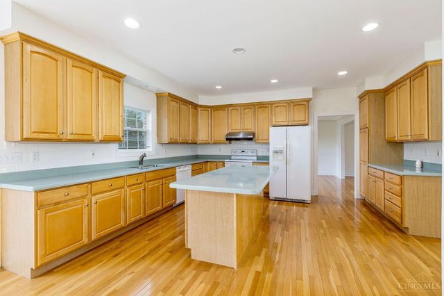 6892 Fieldstone Place, Deerfield Twp., OH 45040