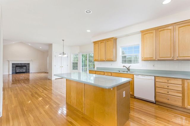 6892 Fieldstone Place, Deerfield Twp., OH 45040