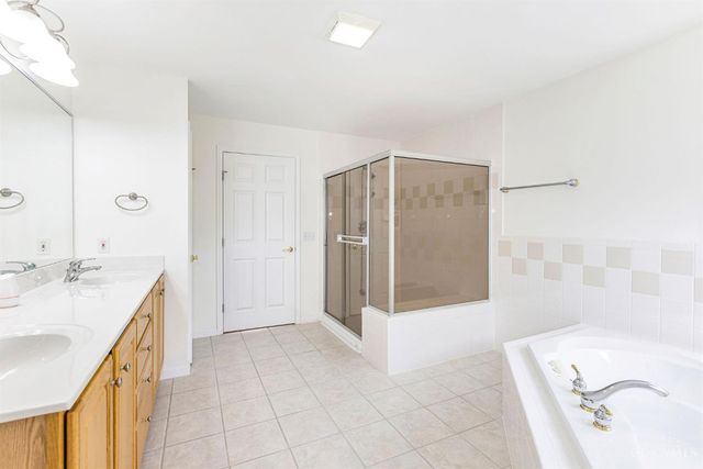 6892 Fieldstone Place, Deerfield Twp., OH 45040