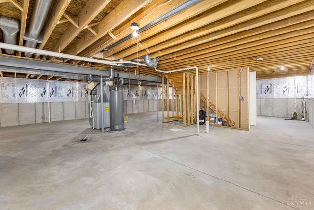 6892 Fieldstone Place, Deerfield Twp., OH 45040