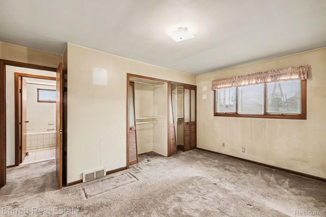 31370 Palomino Drive, Warren, MI 48093