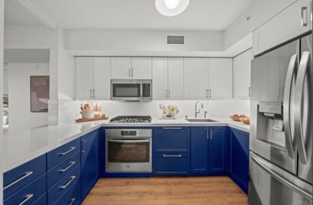 500 W Harbor Drive West 318, San Diego, CA 92101