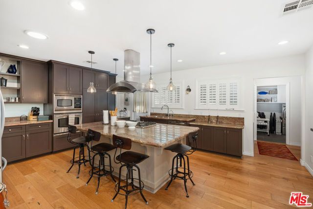 4040 Rosabell Street, Los Angeles, CA 90066