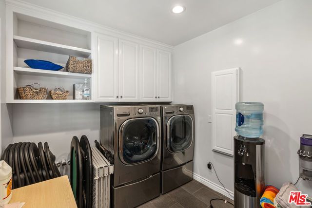 4040 Rosabell Street, Los Angeles, CA 90066