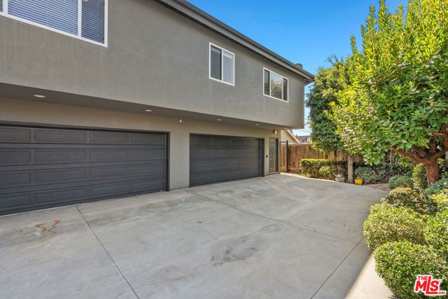 4040 Rosabell Street, Los Angeles, CA 90066