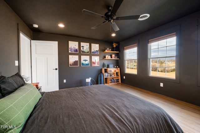 285 New Hope Road, Greeneville, TN 37745