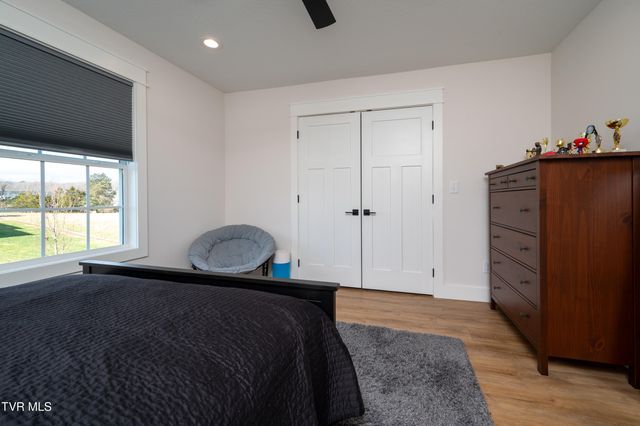 285 New Hope Road, Greeneville, TN 37745