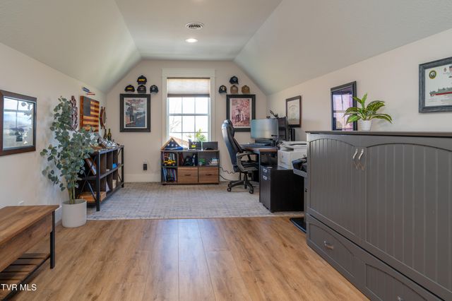 285 New Hope Road, Greeneville, TN 37745