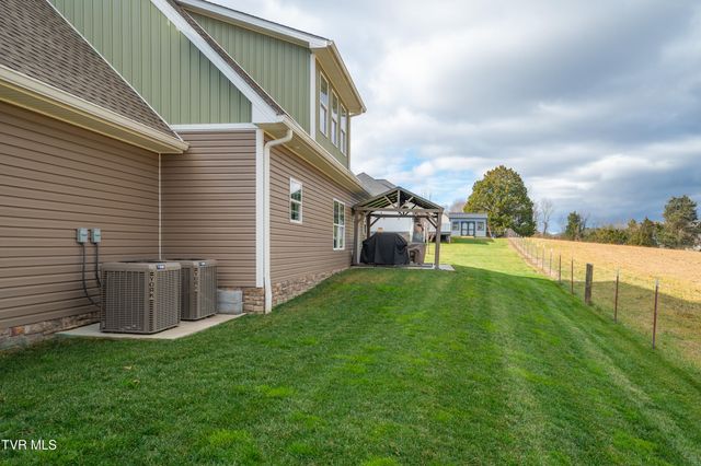 285 New Hope Road, Greeneville, TN 37745