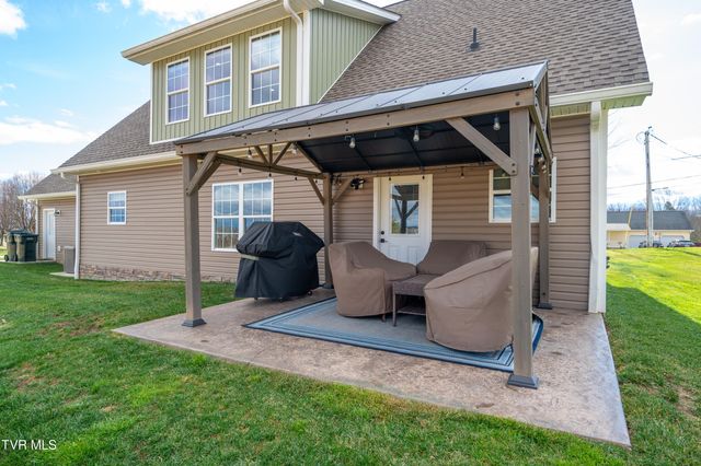 285 New Hope Road, Greeneville, TN 37745