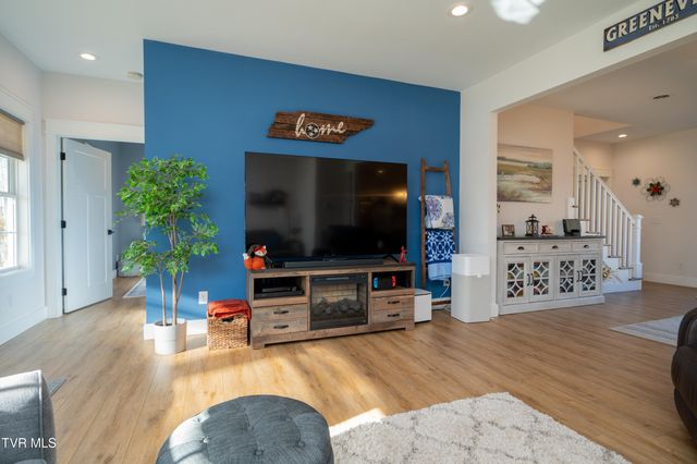 285 New Hope Road, Greeneville, TN 37745