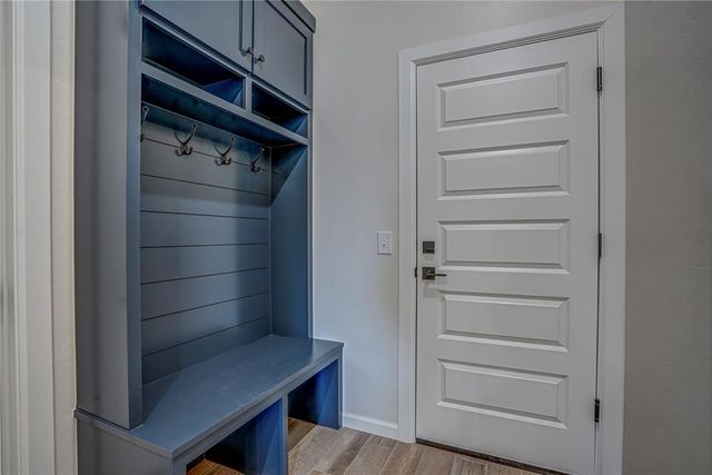 140 Meadowlark Lane, Blanchard, OK 73010