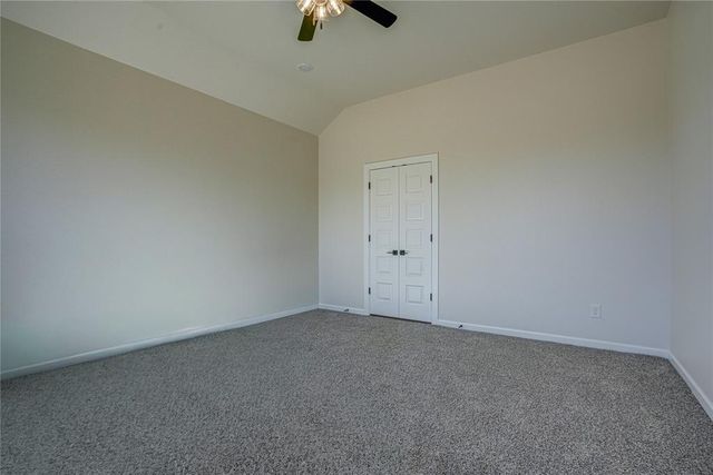 140 Meadowlark Lane, Blanchard, OK 73010